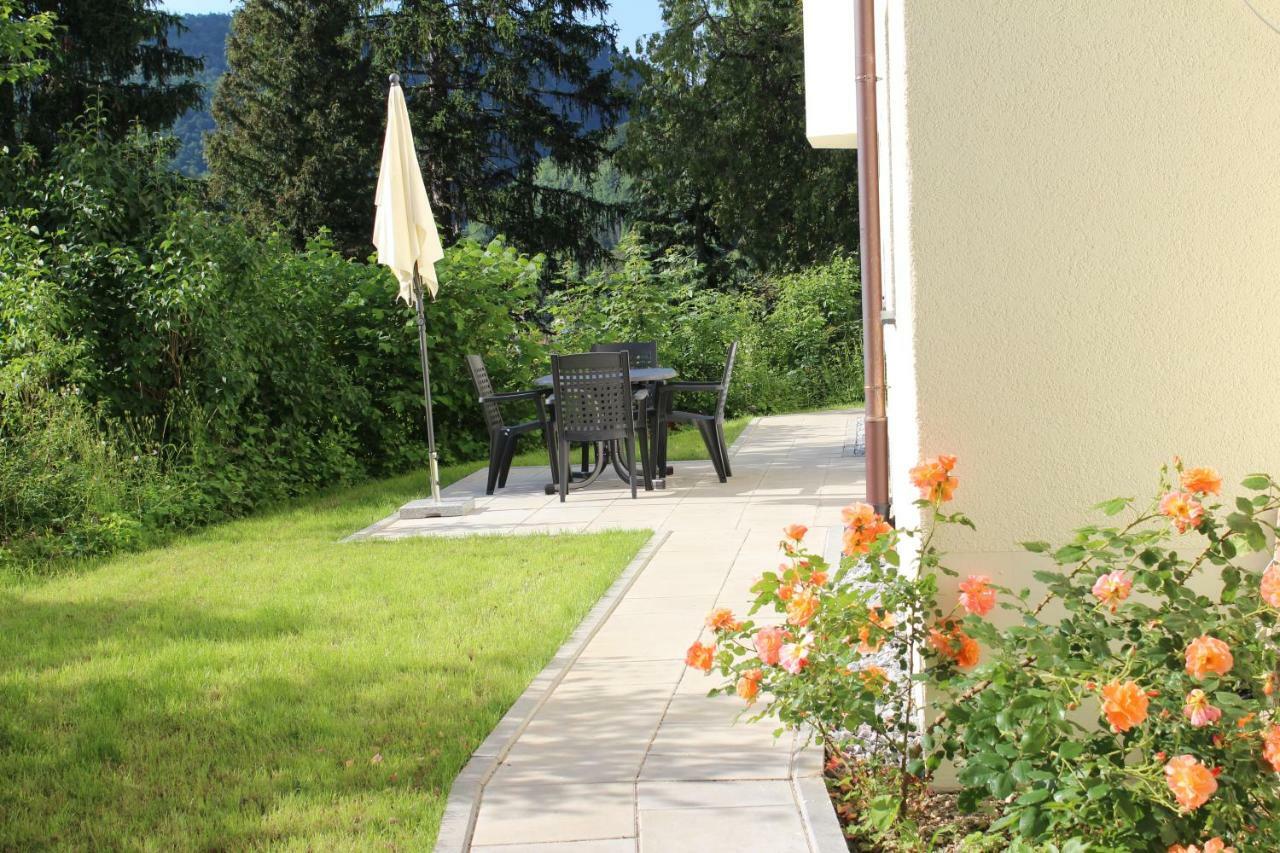 Ferienwohnung In Herrlicher Lage 巴特乌拉赫 外观 照片